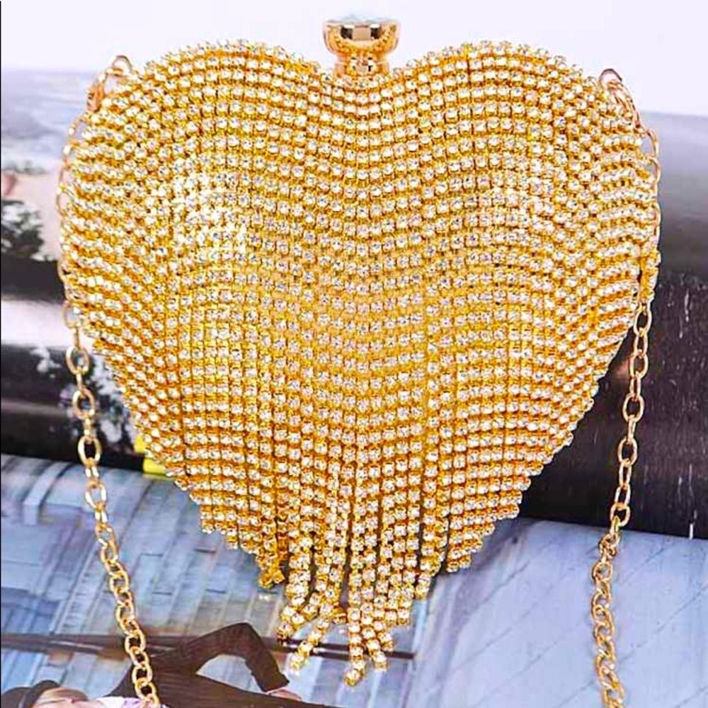 NEW TRENDY GOLD FRINGE RHINESTONE HEART CLUTCH HANDBAG GOLD CHAIN STRAP